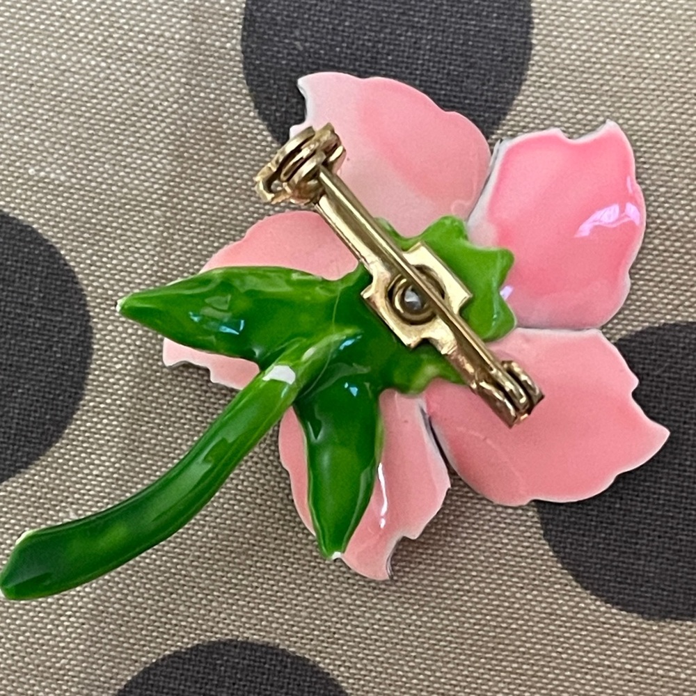 Pink Enamel Flower Brooch with Green Stem - Picture 5 of 5